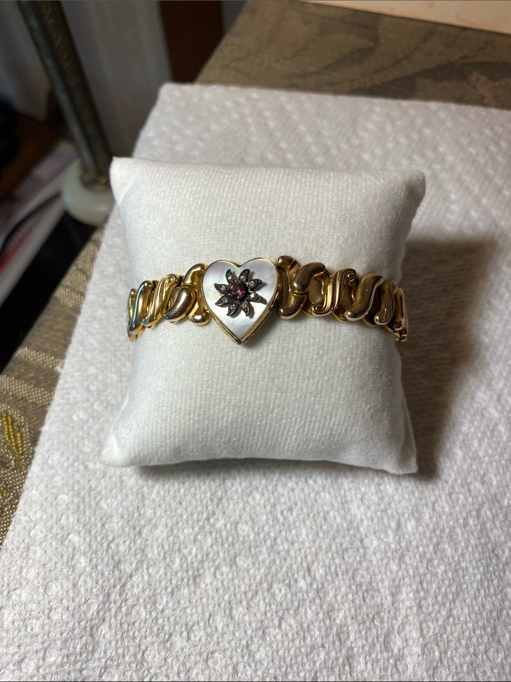 Vintage Bugbe and Niles Mother of Pearl Sweetheart Bracelet